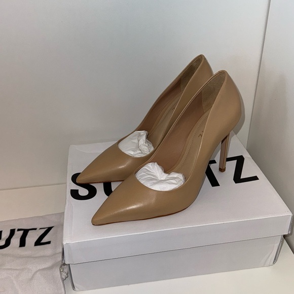 NIB Schutz Lou Nappa Leather Pump Size US 7.5 in Light Nude - Picture 4 of 7